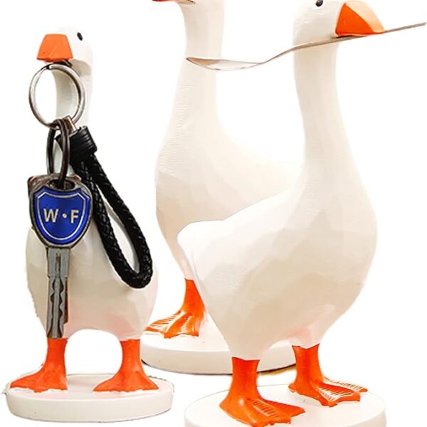 Magnetic Goose Key Holder Cute Home Decor Kawaii Room Office Table Desk Decor Aesthetic Funny Bedroom Decor Housewarming Gifts for Women Men1 Pack