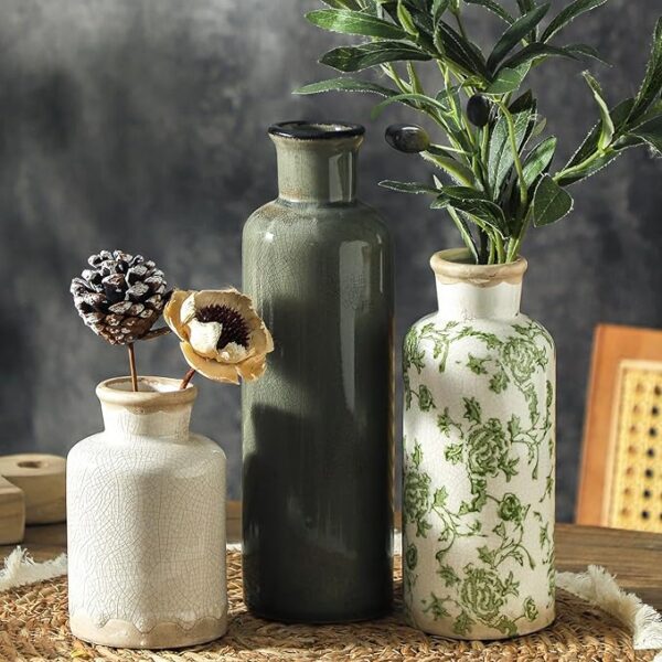 Elegant Vintage Style: Beautifully crafted ceramic vases with a rustic, retro-inspired design that adds charm to any room.